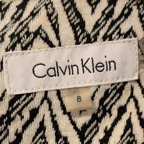 Calvin Klein sz 8 knee length sheath dress,  abstract black and white print - Picture 7 of 14
